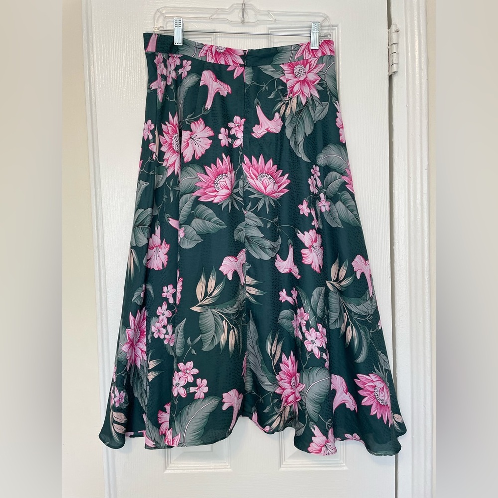 Midi Green & Pink Floral Ann Taylor Skirt - Size 6